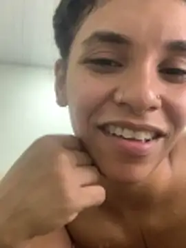 Lillith Bloom online show from 7, 4, 2026