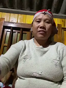 Snapshot of LeoPet2x chatting on 5, 12, 2025 LeoPet2x online show from 5, 12, 2025