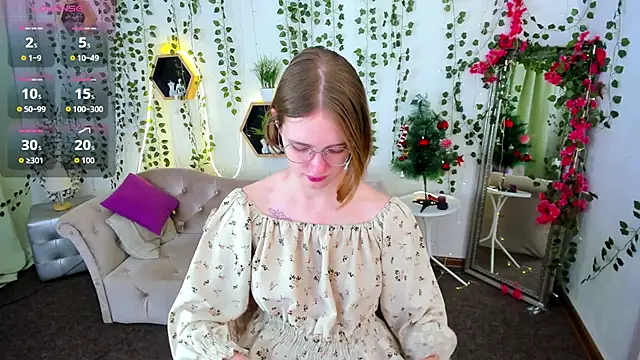 Snapshot of Mia_Mooore chatting on 14, 12, 2025 Mia Mooore online show from 14, 12, 2025