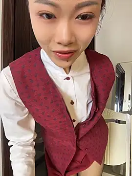 Snapshot of youyou-baby999 chatting on 18, 5, 2026 youyou-baby999 online show from 18, 5, 2026