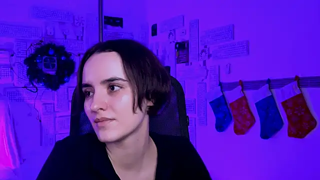 KateWillows online show from 16, 12, 2025