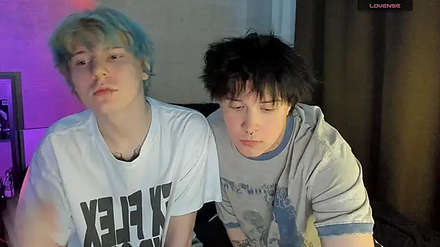 Snapshot of miya_meow_miku chatting on 14, 12, 2025 miya meow miku online show from 14, 12, 2025