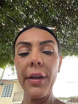 SofhiaTaylor online show from 10, 2, 2026