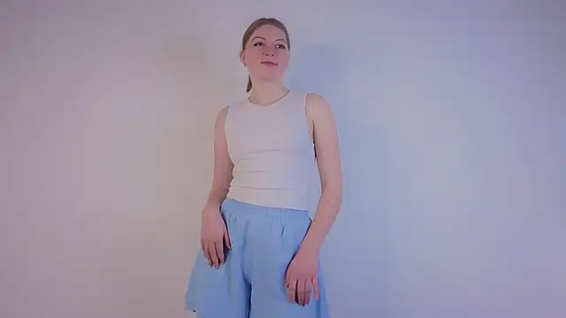 Snapshot of VerllineUrquidez chatting on 4, 12, 2025 VerllineUrquidez online show from 4, 12, 2025