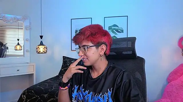 valeryevansvg online show from 5, 12, 2025