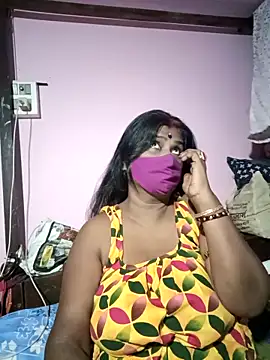 Snapshot of me-pari-hu chatting on 6, 4, 2026 me-pari-hu online show from 6, 4, 2026