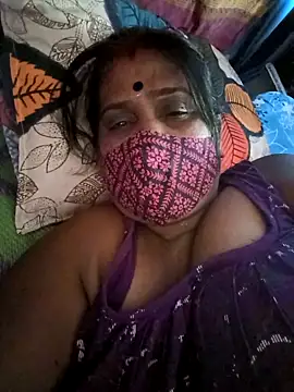 Snapshot of me-pari-hu chatting on 11, 4, 2026 me-pari-hu online show from 11, 4, 2026
