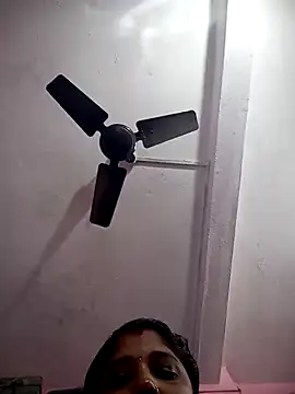 Snapshot of Sweet_rasmalai_khao chatting on 21, 12, 2025 Sweet rasmalai khao online show from 21, 12, 2025