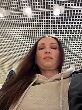 Snapshot of ZaraHill chatting on 3, 12, 2025 ZaraHill online show from 3, 12, 2025