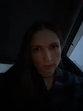 Snapshot of ZaraHill chatting on 14, 12, 2025 ZaraHill online show from 14, 12, 2025