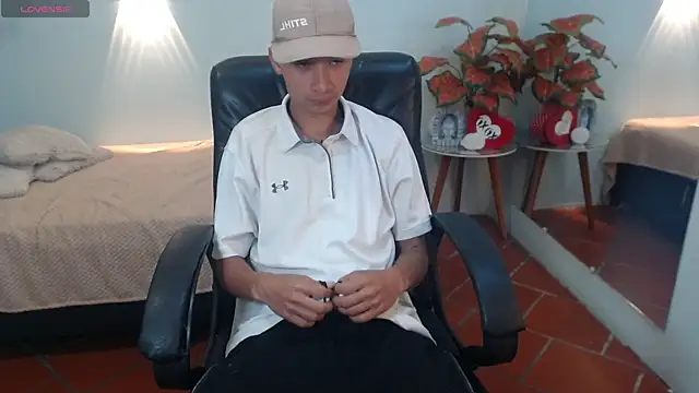 Snapshot of LucassSmith11 chatting on 4, 12, 2025 LucassSmith11 online show from 4, 12, 2025