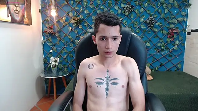 Snapshot of LucassSmith11 chatting on 13, 12, 2025 LucassSmith11 online show from 13, 12, 2025