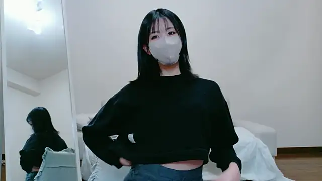 Emiri-jpn online show from 5, 3, 2026