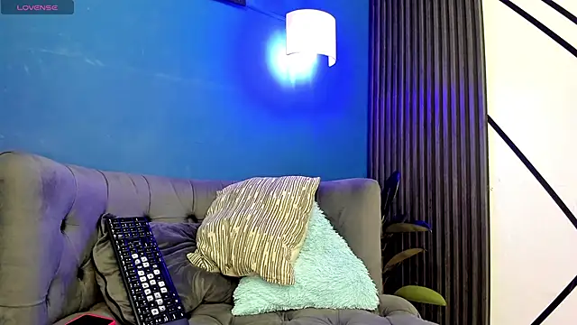 Snapshot of Sky_Rivers chatting on 30, 11, 2025 Sky Rivers online show from 30, 11, 2025