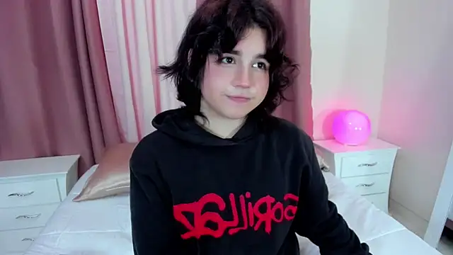 daniellesins2 online show from 1, 12, 2025