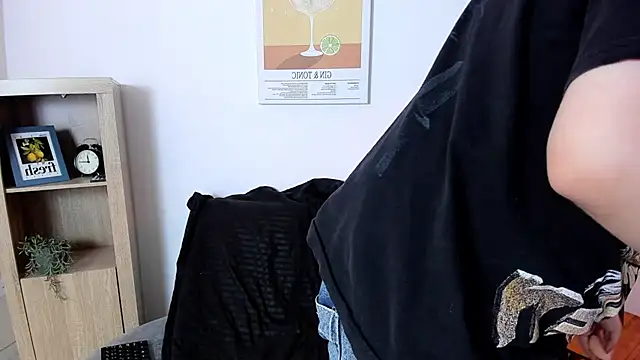 daniellesins2 online show from 15, 12, 2025