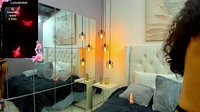 Snapshot of violeta_0426 chatting on 2, 12, 2025 violeta 0426 online show from 2, 12, 2025