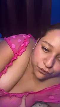 Kittysweet2001 online show from 2, 7, 2026