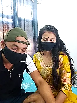 Snapshot of Somya_Rishi chatting on 17, 12, 2025 Somya Rishi online show from 17, 12, 2025