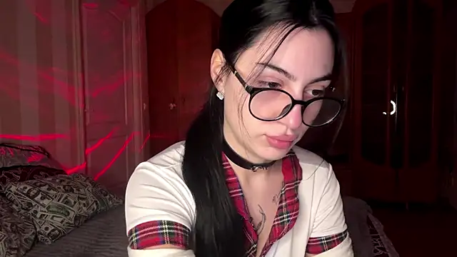 Snapshot of Radiant_Luna chatting on 13, 12, 2025 Radiant Luna online show from 13, 12, 2025