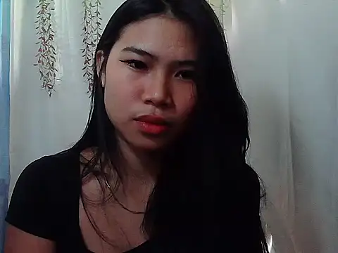 Snapshot of Allysonxx05 chatting on 15, 12, 2025 Allysonxx05 online show from 15, 12, 2025