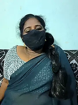 Snapshot of siri_telugutamil chatting on 3, 12, 2025 siri telugutamil online show from 3, 12, 2025