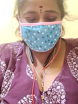 Snapshot of Thanmaya22 chatting on 5, 12, 2025 Thanmaya22 online show from 5, 12, 2025