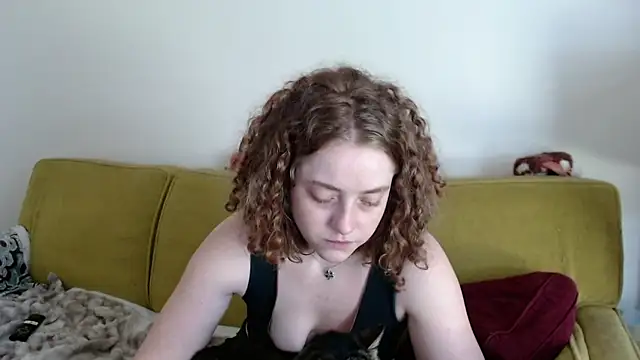 Snapshot of DeliaBlew chatting on 30, 5, 2026 DeliaBlew online show from 30, 5, 2026