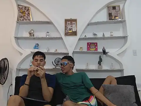 Snapshot of BIG_COCKS chatting on 4, 12, 2025 BIG COCKS online show from 4, 12, 2025