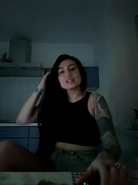 Snapshot of Ruby_yy chatting on 13, 12, 2025 Ruby yy online show from 13, 12, 2025