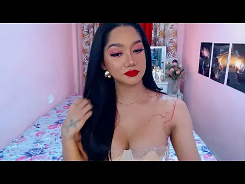 Snapshot of UrScreenGoddess chatting on 3, 5, 2026 UrScreenGoddess online show from 3, 5, 2026