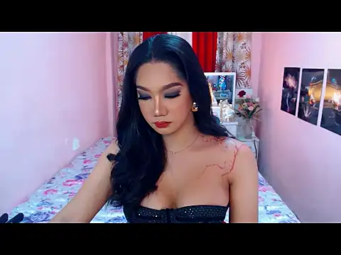 Snapshot of UrScreenGoddess chatting on 5, 5, 2026 UrScreenGoddess online show from 5, 5, 2026