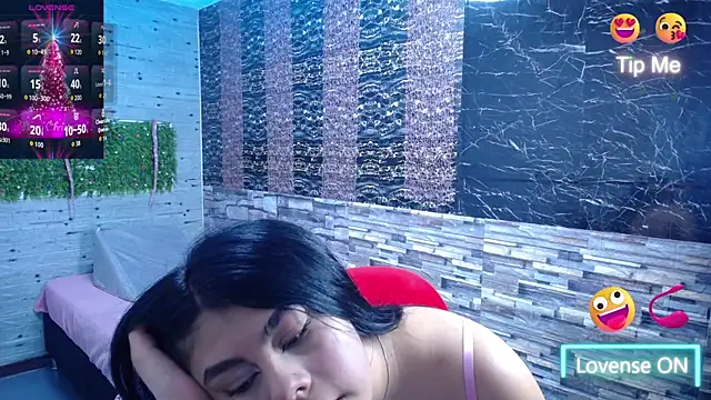 emma petit07 online show from 13, 12, 2025