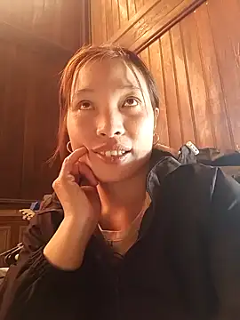 Snapshot of Evelyn-n chatting on 30, 11, 2025 Evelyn-n online show from 30, 11, 2025