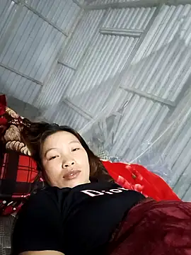 Evelyn-n online show from 4, 3, 2026