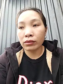 Evelyn-n online show from 6, 3, 2026