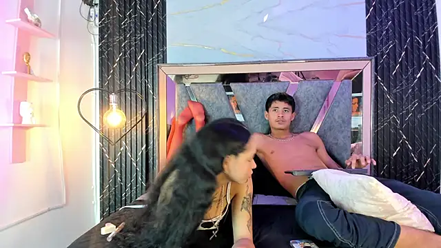 Snapshot of aaron_and_alahya chatting on 5, 12, 2025 aaron and alahya online show from 5, 12, 2025