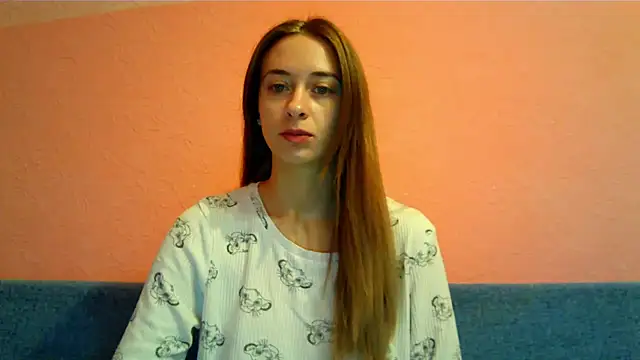 Honey Whisper online show from 3, 12, 2025