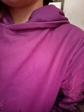 gatitachula93 online show from 27, 2, 2026