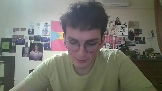 leo cutie online show from 12, 3, 2026