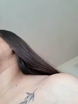 Snapshot of adele_69 chatting on 17, 12, 2025 adele 69 online show from 17, 12, 2025