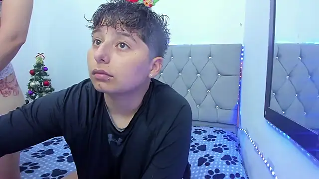 Snapshot of ATHENEA_ZULEINYS chatting on 14, 12, 2025 ATHENEA ZULEINYS online show from 14, 12, 2025