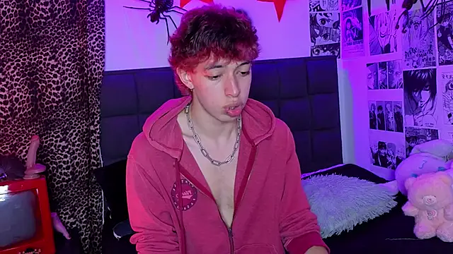 Snapshot of Otter_Starr chatting on 4, 12, 2025 Otter Starr online show from 4, 12, 2025