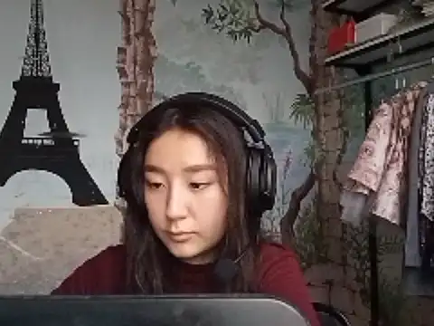 Snapshot of Sofiaherexo chatting on 4, 12, 2025 Sofiaherexo online show from 4, 12, 2025