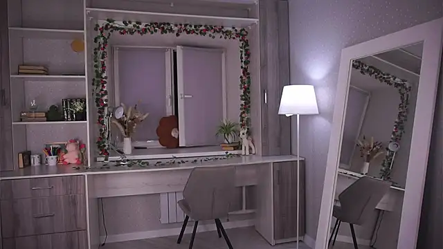 Snapshot of RonnieSparlin chatting on 16, 12, 2025 RonnieSparlin online show from 16, 12, 2025