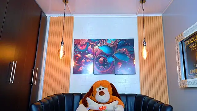 StormLuxX online show from 14, 2, 2026