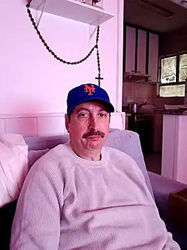 FocussedFreckle online show from 14, 3, 2026