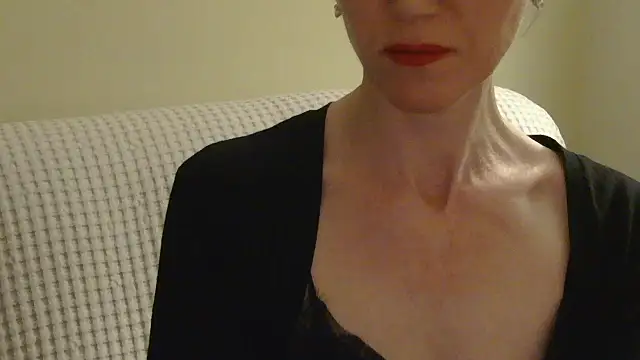 Snapshot of AuroraAG chatting on 19, 4, 2026 AuroraAG online show from 19, 4, 2026