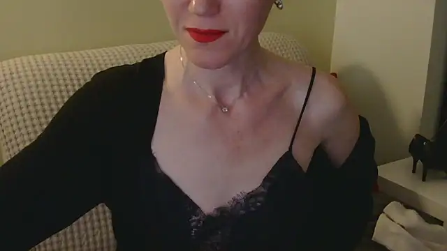 Snapshot of AuroraAG chatting on 25, 4, 2026 AuroraAG online show from 25, 4, 2026