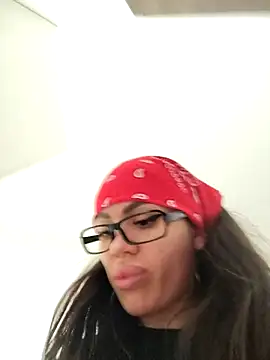 SiennaLuxexx online show from 24, 3, 2026